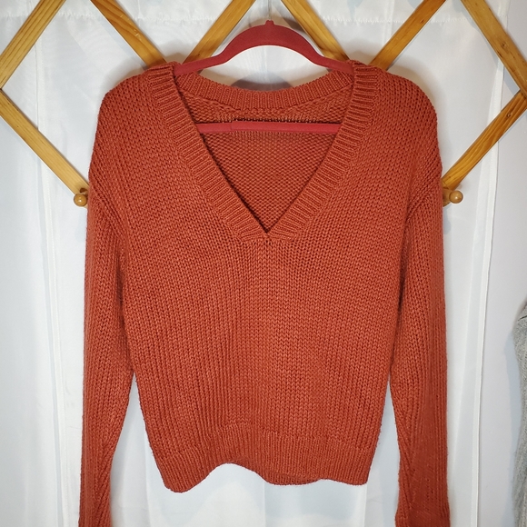 PINK sweater - Picture 2 of 3